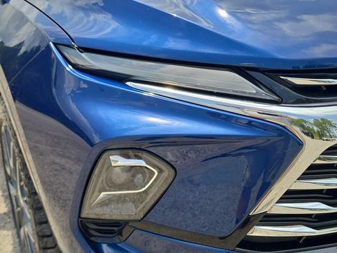Used 2023 Chevrolet Blazer Premier w/ Enhanced Convenience Package FWD image 7
