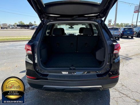 Used 2024 Chevrolet Equinox LT image 18
