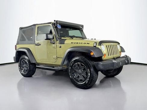 Used 2013 Jeep Wrangler Rubicon w/ PWR Convenience Group image 3