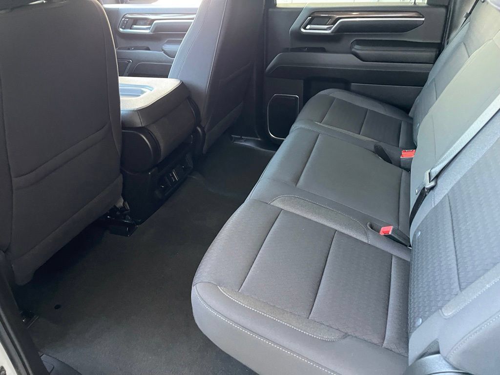 Used 2024 Chevrolet Silverado 2500 LT w/ All Star Edition AWD/4WD image 12