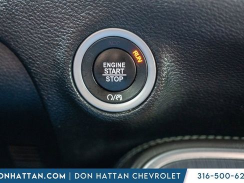 Used 2018 Dodge Challenger SXT w/ Blacktop Package RWD image 9