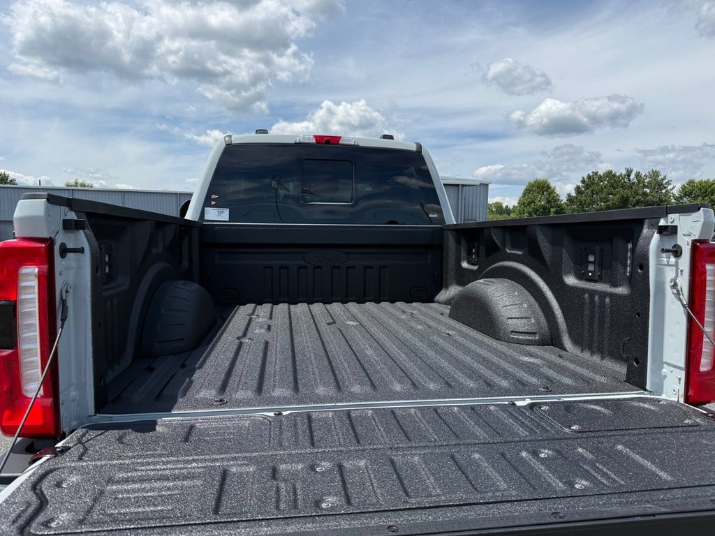 New 2026 Ford F350 Lariat w/ Tremor Off-Road Package AWD/4WD image 22