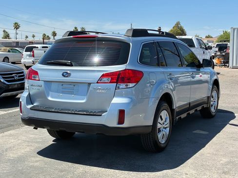 Used 2013 Subaru Outback 2.5i AWD/4WD image 8