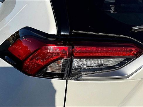 Used 2020 Toyota RAV4 XSE image 29