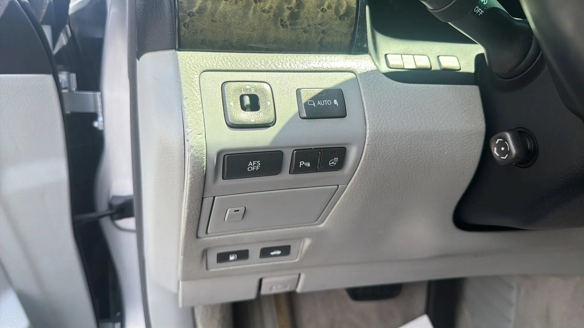 Used 2007 Lexus LS 460 w/ Comfort Pkg RWD image 13