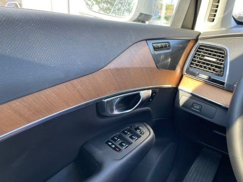 Used 2023 Volvo XC90 B5 Plus w/ Protection Package Premier AWD/4WD image 14