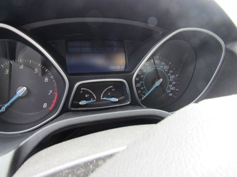 Used 2012 Ford Focus SE FWD image 25
