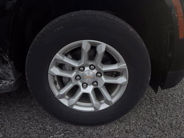 Used 2025 Chevrolet Tahoe LT AWD/4WD image 14