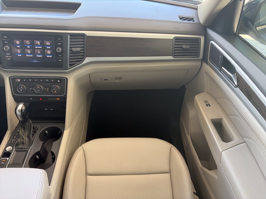 Used 2021 Volkswagen Atlas SE FWD image 34