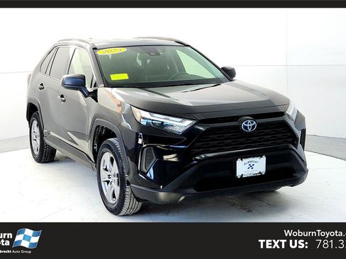 Used 2023 Toyota RAV4 LE image 1