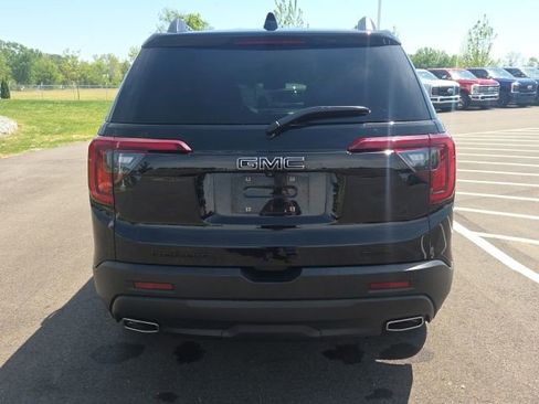 Used 2023 GMC Acadia SLT w/ Elevation Edition AWD/4WD image 9