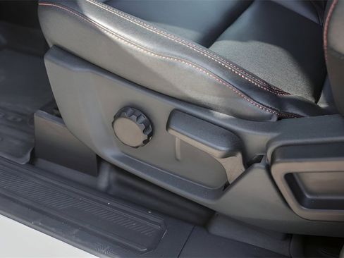 Used 2025 Ford Bronco Stroppe Edition image 8