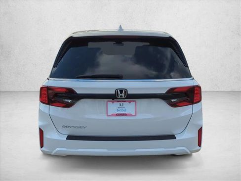 Used 2026 Honda Odyssey EX-L image 6