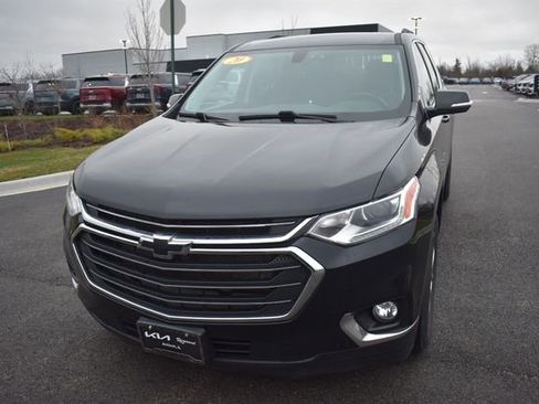 Used 2020 Chevrolet Traverse LT image 7