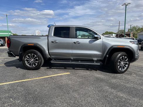 Used 2023 GMC Canyon Denali AWD/4WD image 4