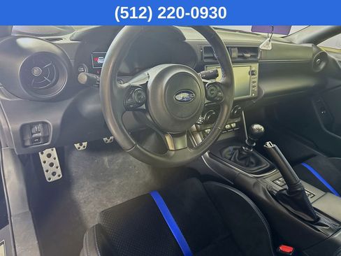 Used 2025 Subaru BRZ tS image 10