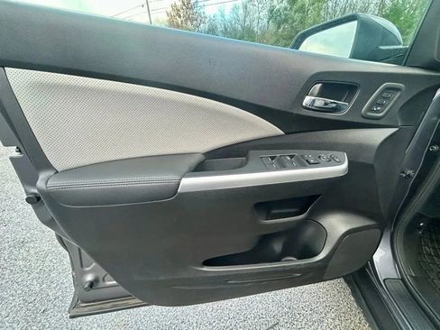 Used 2016 Honda CR-V Touring image 13