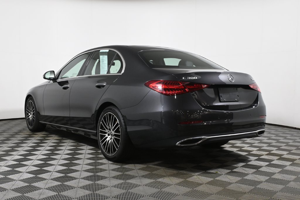 Used 2023 Mercedes-Benz C 300 4MATIC Sedan image 5