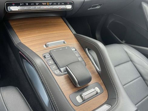 Certified 2025 Mercedes-Benz GLS 450 4MATIC image 30