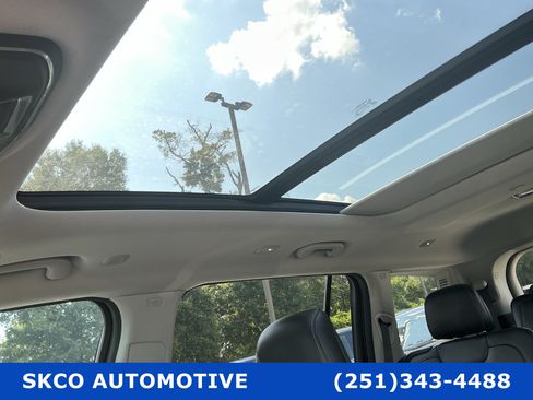 Used 2021 Jeep Grand Cherokee L Limited AWD/4WD image 26
