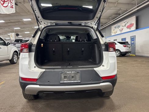 Certified 2022 Chevrolet TrailBlazer LT w/ Convenience Package image 5