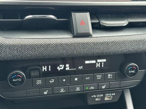 New 2026 Subaru Outback Premium image 18