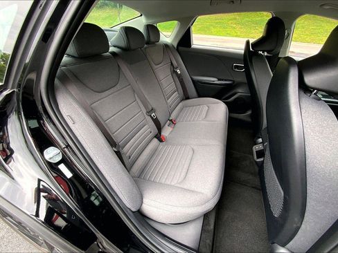 Used 2025 Kia K4 EX FWD image 24