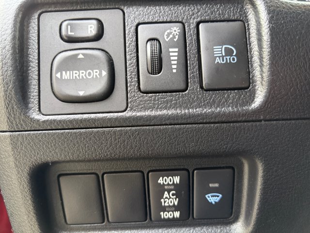 Used 2022 Toyota 4Runner SR5 Premium AWD/4WD image 26
