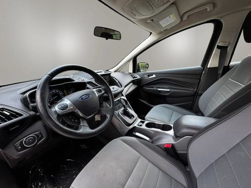 Used 2015 Ford C-MAX SE w/ Equipment Group 203A FWD image 12