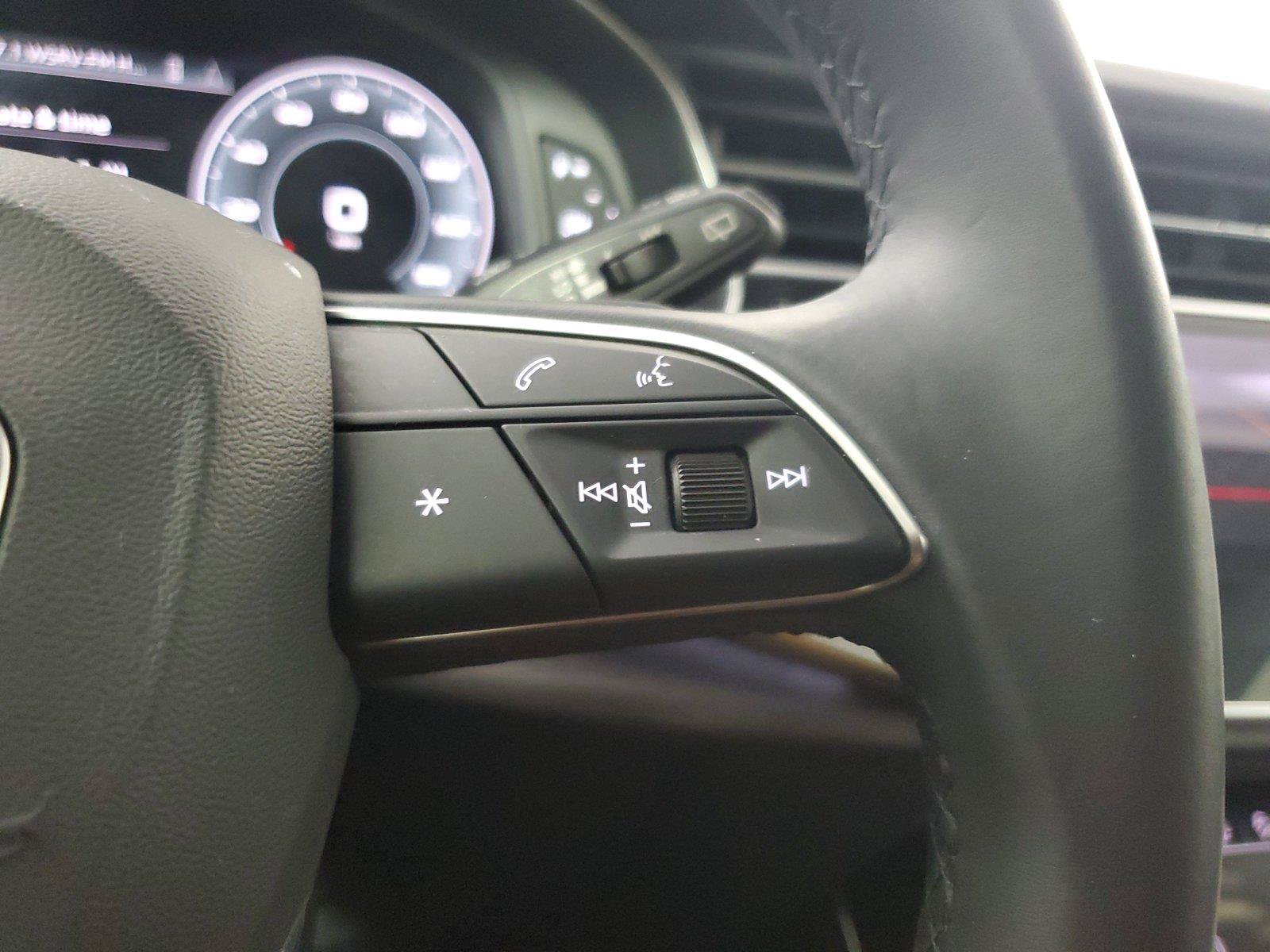 Used 2021 Audi Q7 3.0T Premium Plus w/ Premium Plus Package AWD/4WD image 26