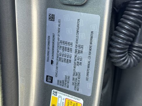 Used 2025 Chevrolet Suburban Z71 w/ Z71 Off-Road Package image 36