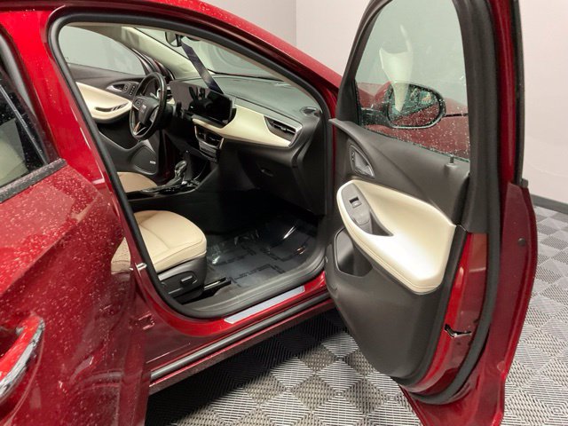 Used 2024 Buick Encore GX Avenir w/ Avenir Convenience Package FWD image 22