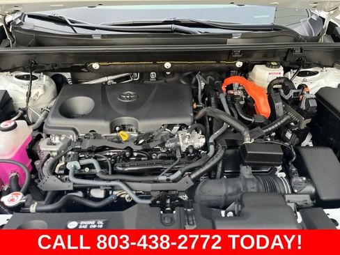 Used 2025 Toyota RAV4 XLE AWD/4WD image 33