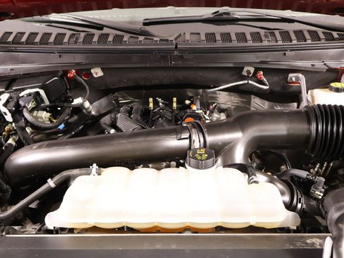 Used 2022 Ford Expedition XLT RWD image 21