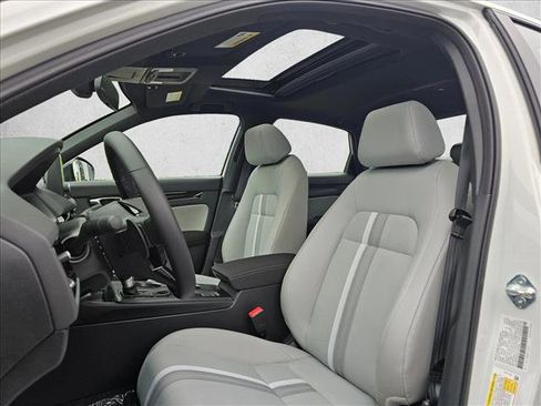 New 2026 Honda Civic FWD Hybrid Sedan image 17