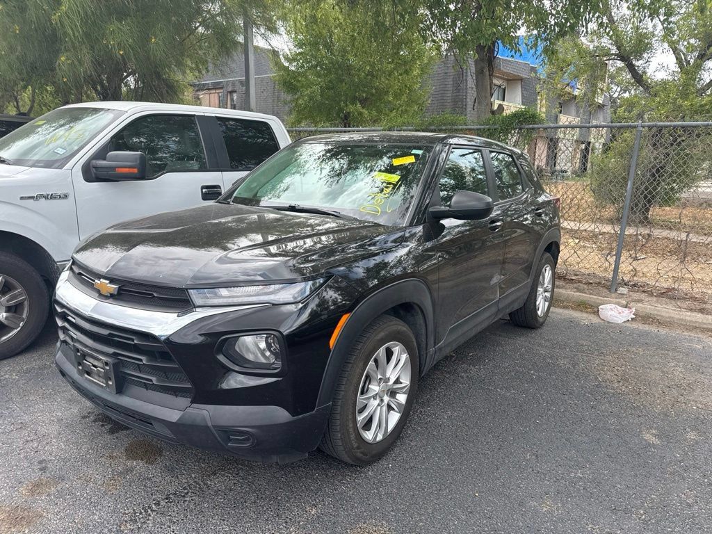 Used 2021 Chevrolet TrailBlazer LS FWD image 1