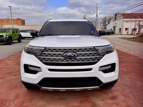 Used 2020 Ford Explorer Limited AWD/4WD image 2