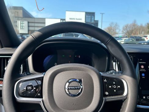 New 2026 Volvo V60 B5 Cross Country Ultra w/ Protection Package Premier image 12