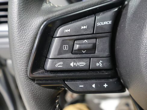 Used 2025 Subaru Forester Premium AWD/4WD image 32