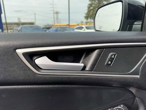 Used 2020 Ford Edge SEL AWD/4WD image 25