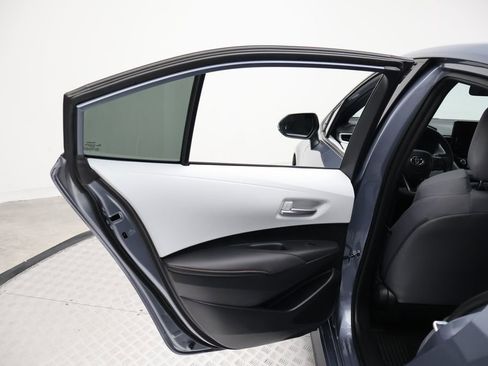Certified 2024 Toyota Corolla SE image 21