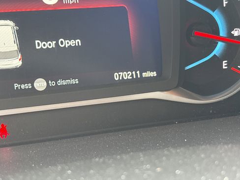 Used 2021 Honda Pilot Touring image 22