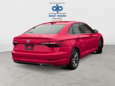 Used 2020 Volkswagen Jetta R-Line w/ R-Line Cold Weather Package image 9