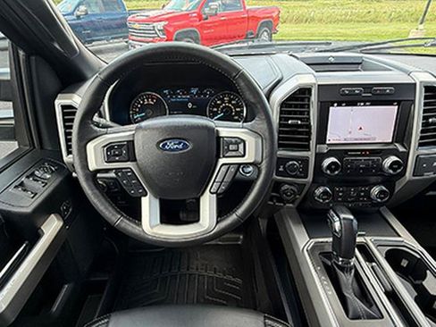 Used 2019 Ford F150 Lariat w/ Equipment Group 502A Luxury AWD/4WD image 14