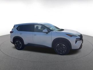Used 2025 Nissan Rogue SV AWD/4WD video 2