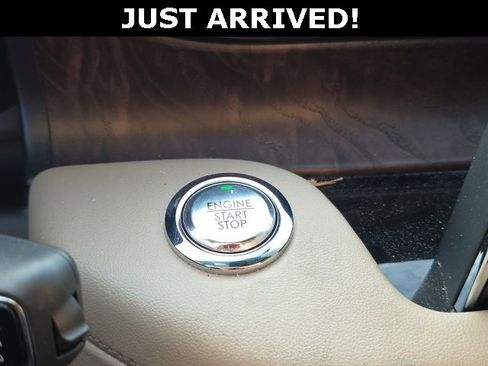 Used 2020 Lincoln Aviator Reserve w/ Equipment Group 202A image 19