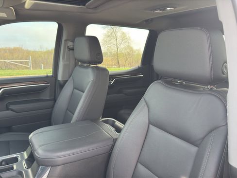 Used 2024 Chevrolet Silverado 1500 RST w/ Convenience Package II AWD/4WD image 20