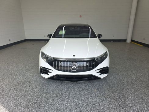 Used 2022 Mercedes-Benz EQS AMG 4MATIC w/ Exclusive Trim Package image 8