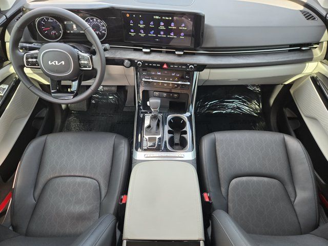 Certified 2024 Kia Carnival EX FWD image 26
