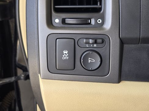 Used 2010 Honda CR-V EX image 19